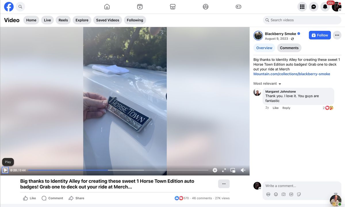 1 Horse Town — Facebook desktop
